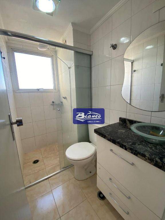 Apartamento para alugar com 2 quartos, 55m² - Foto 14