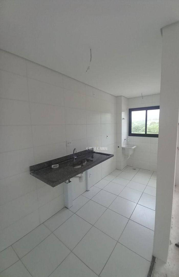 Apartamento à venda com 2 quartos, 51m² - Foto 2