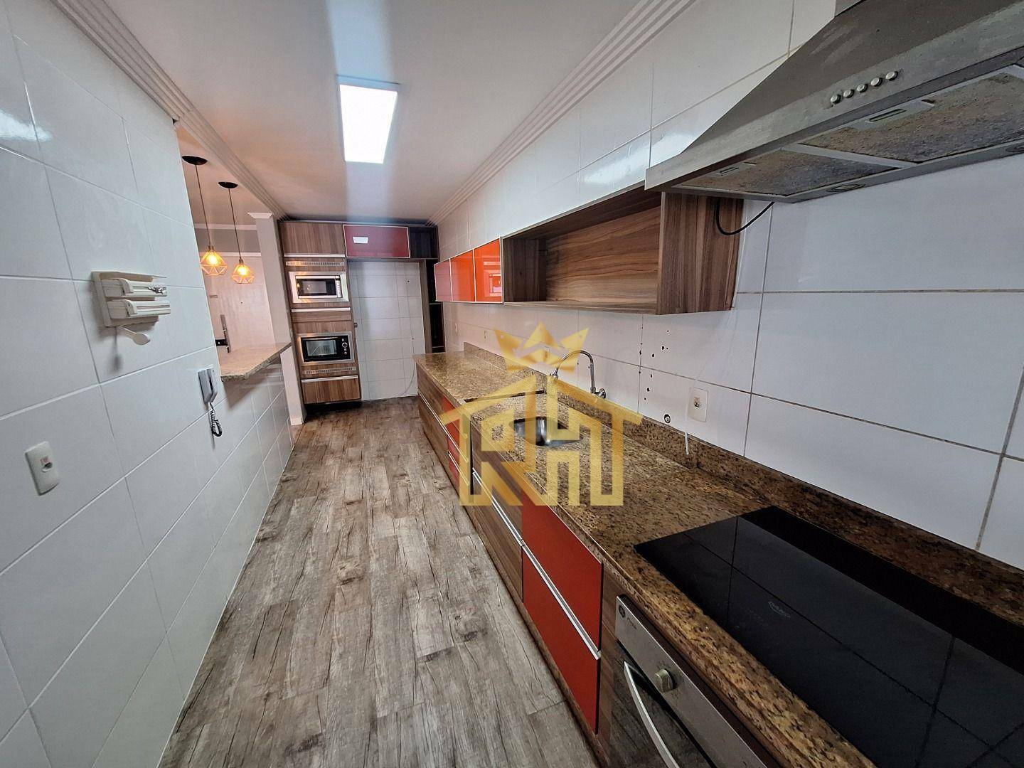 Apartamento à venda com 3 quartos, 121m² - Foto 28