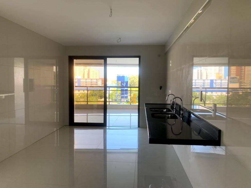 Apartamento à venda com 4 quartos, 259m² - Foto 5