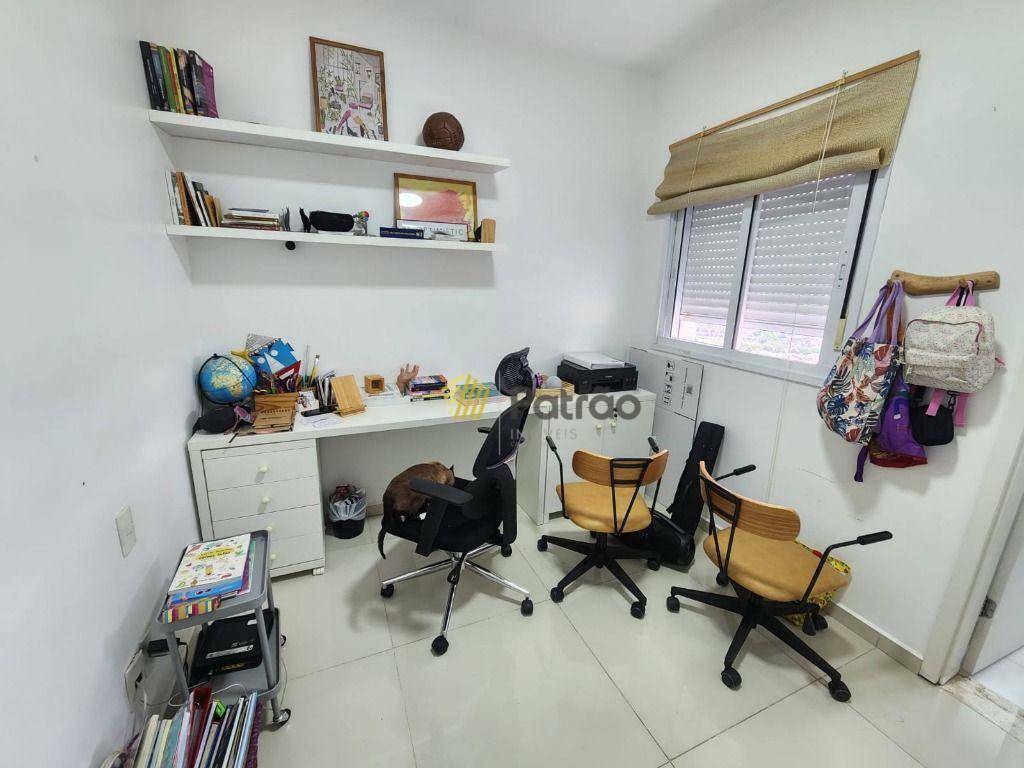 Apartamento à venda com 3 quartos, 147m² - Foto 14