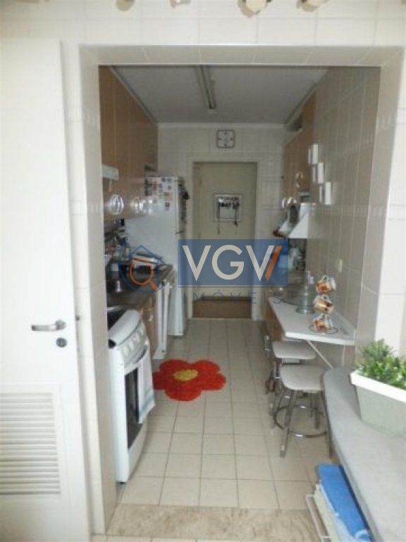 Apartamento à venda com 3 quartos, 81m² - Foto 13