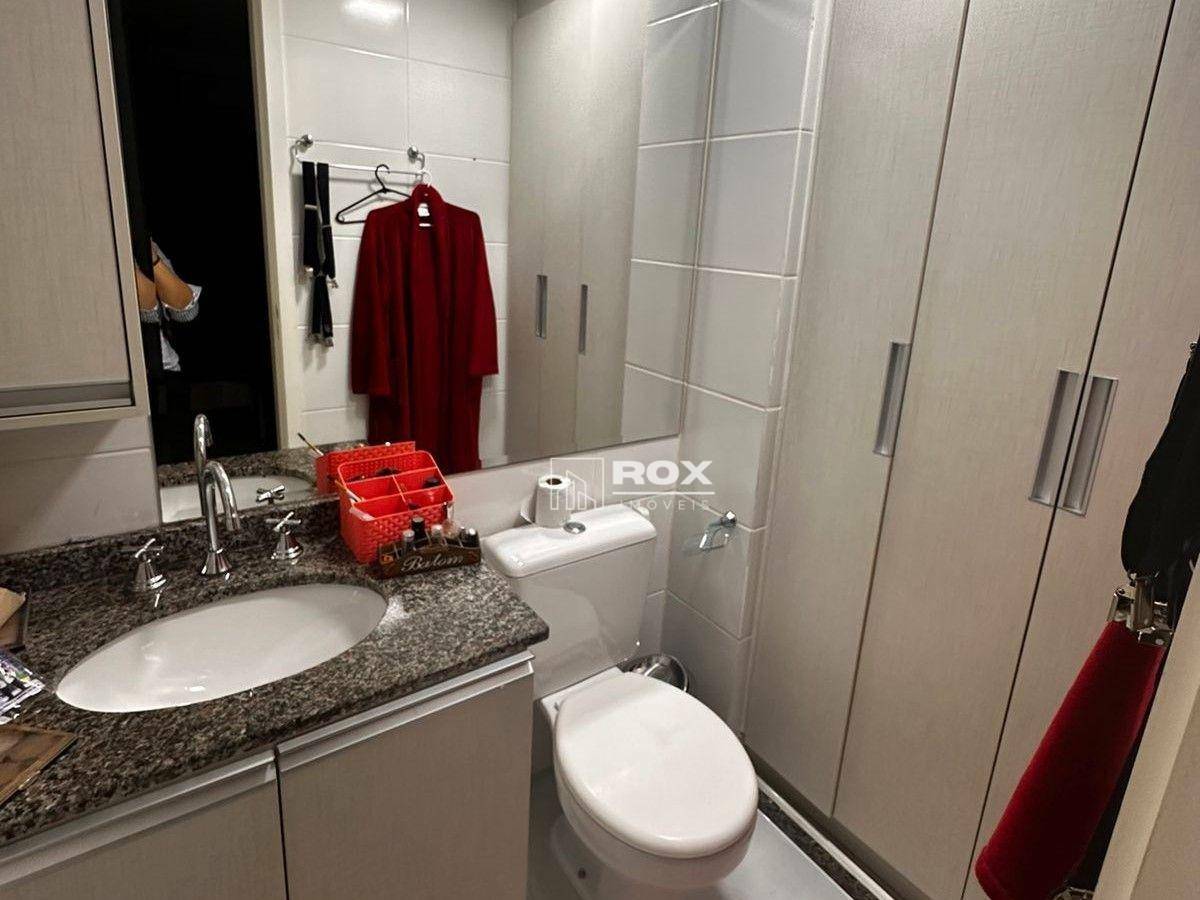 Apartamento à venda com 2 quartos, 67m² - Foto 12