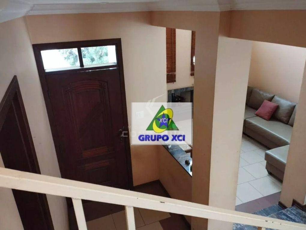 Casa à venda com 3 quartos, 400m² - Foto 4