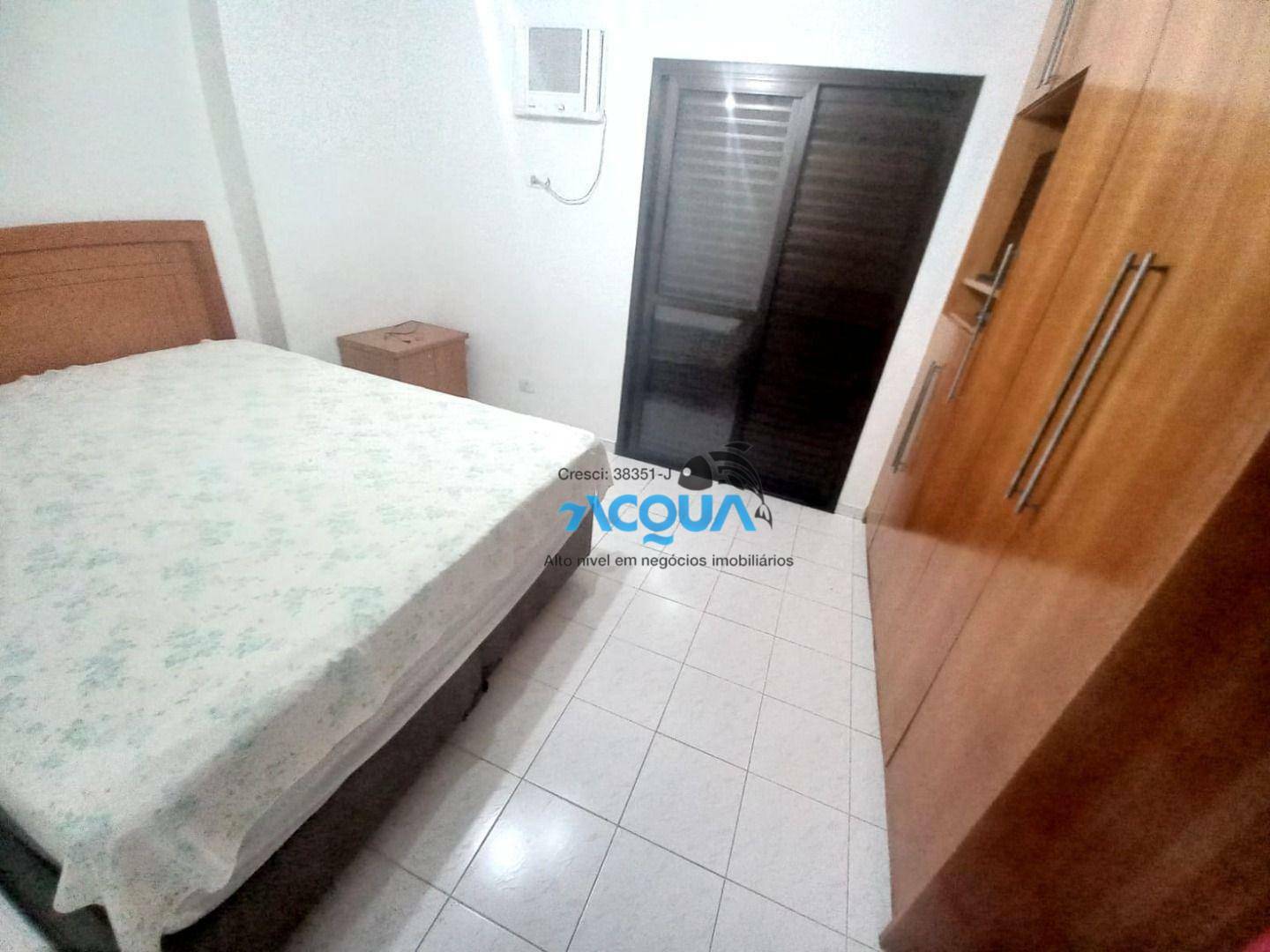 Apartamento à venda com 2 quartos, 75m² - Foto 3