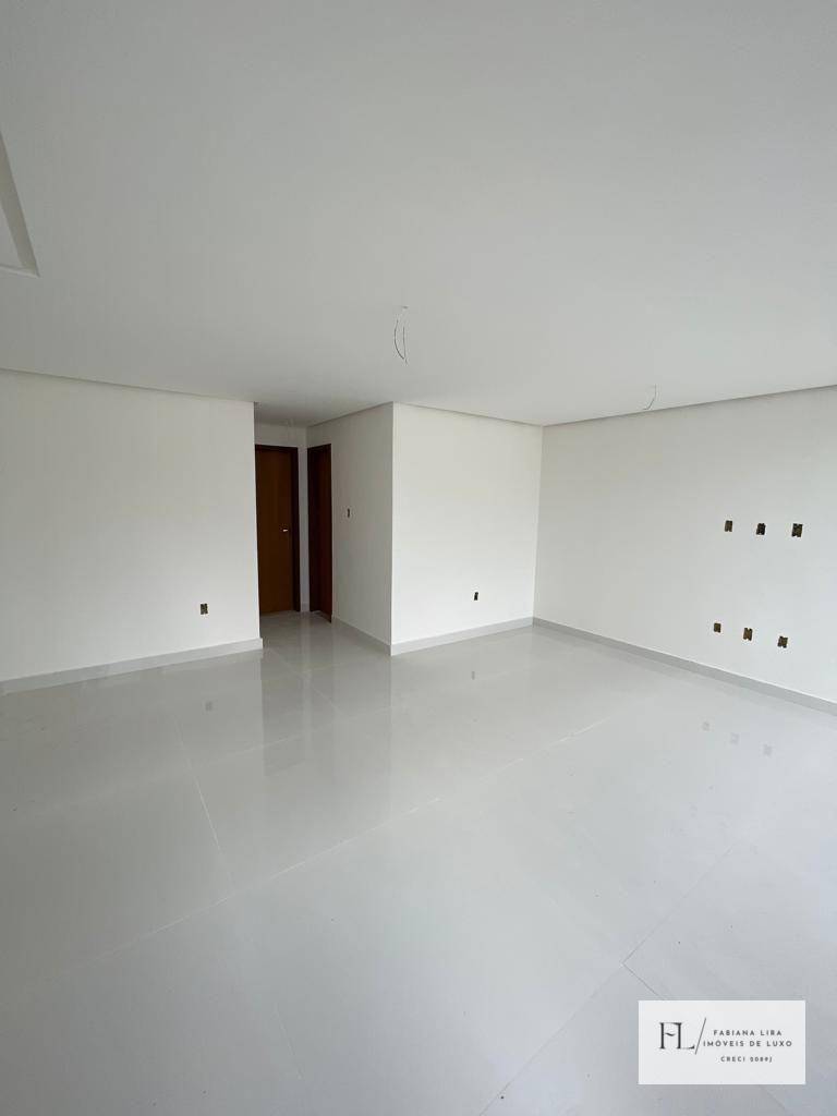 Casa à venda com 4 quartos, 152m² - Foto 6