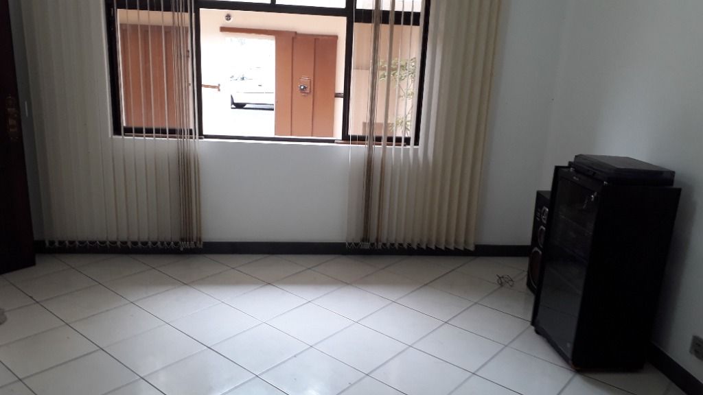 Sobrado à venda com 4 quartos, 230m² - Foto 48