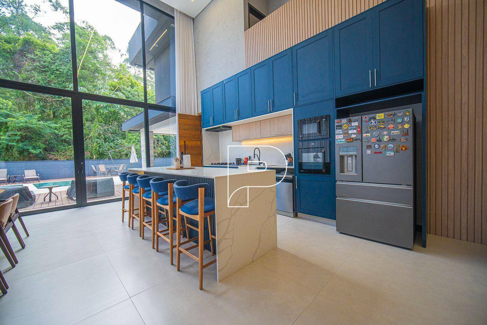 Casa de Condomínio à venda com 4 quartos, 550m² - Foto 17