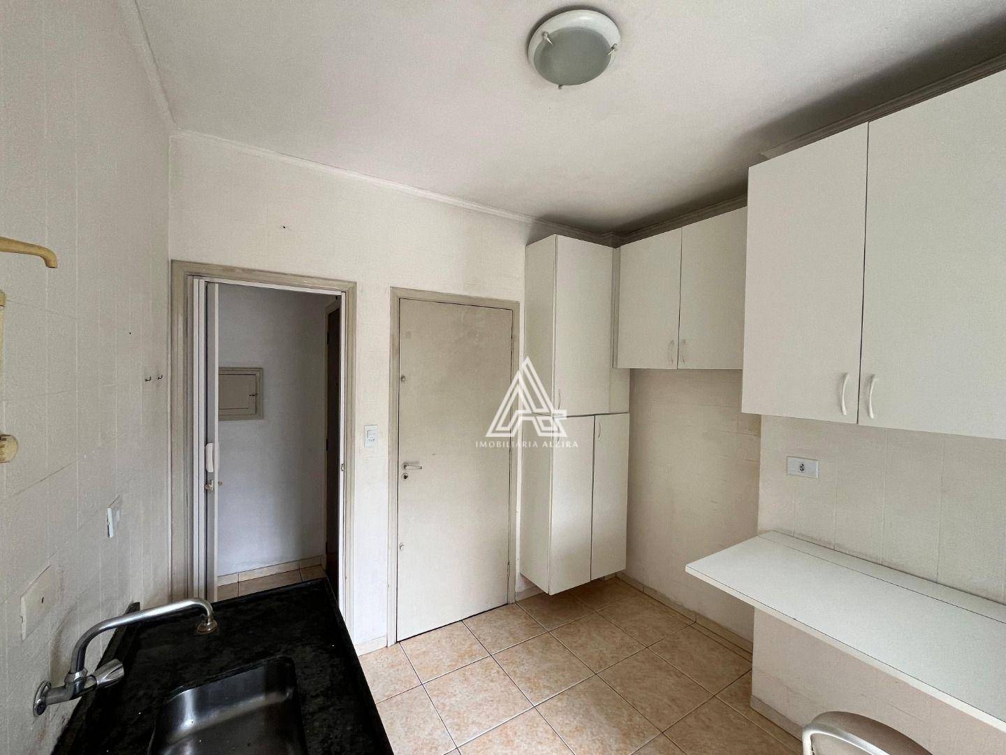 Apartamento à venda com 2 quartos, 70m² - Foto 20