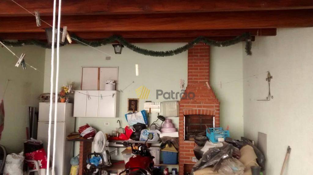 Sobrado à venda com 3 quartos, 192m² - Foto 4