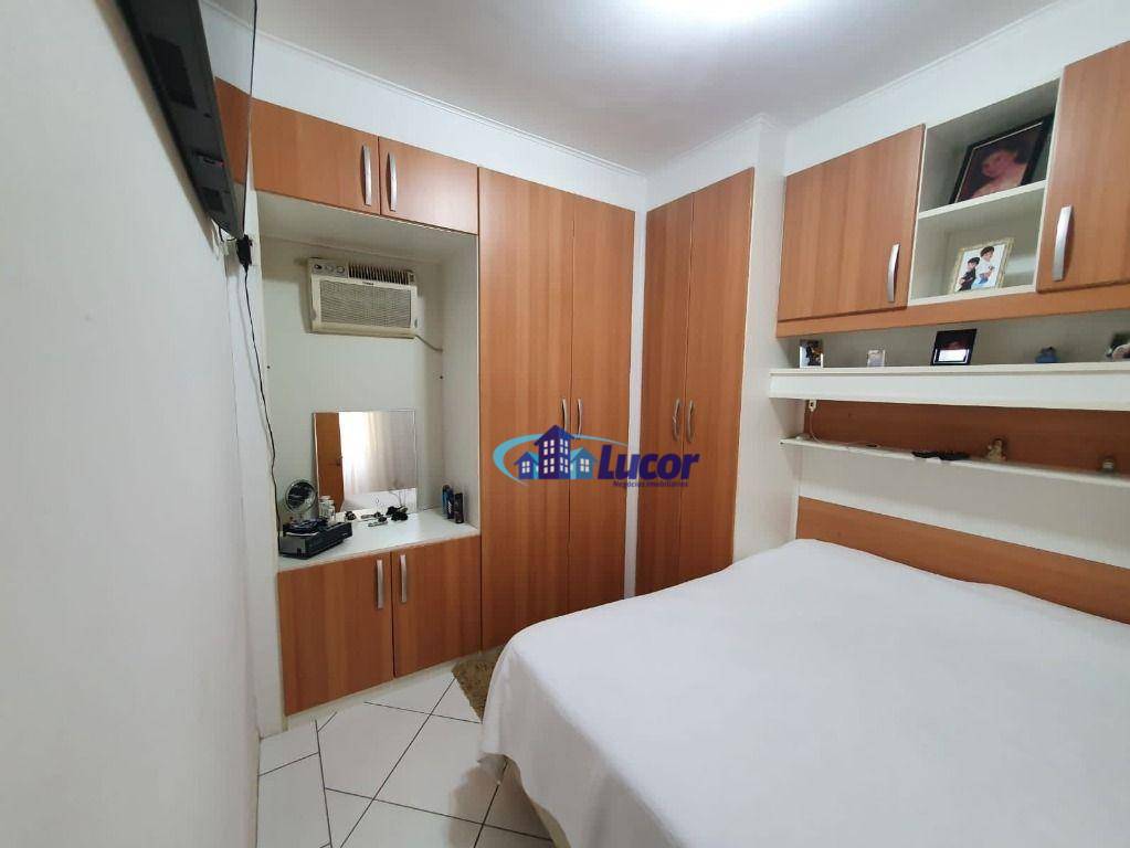 Sobrado à venda com 2 quartos, 300m² - Foto 19