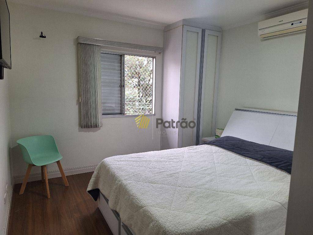 Sobrado à venda com 5 quartos, 244m² - Foto 82