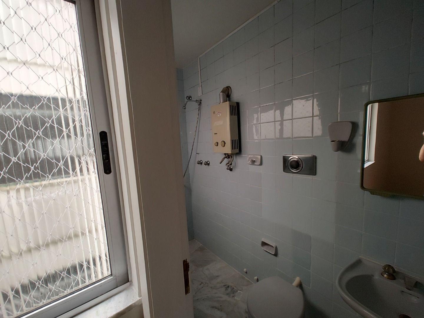 Apartamento à venda com 3 quartos, 135m² - Foto 13