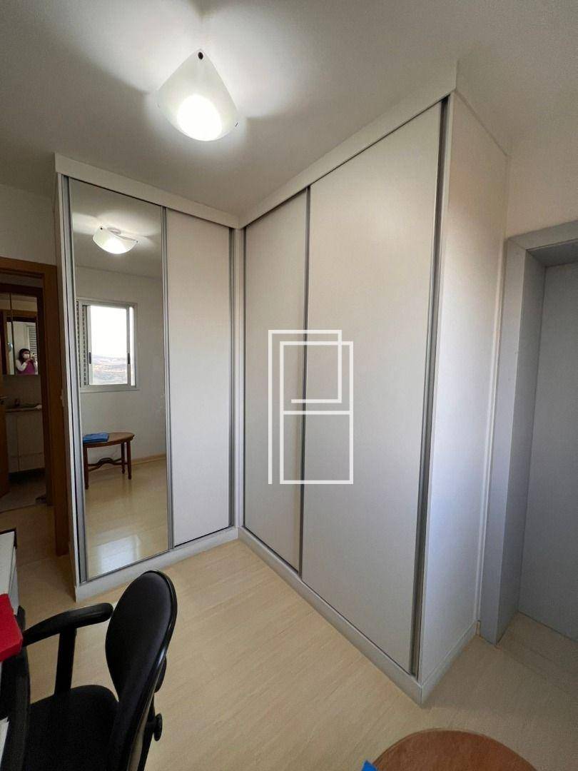 Apartamento para alugar com 4 quartos, 118m² - Foto 8