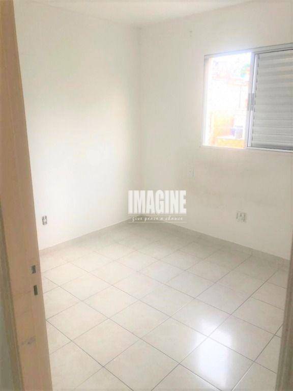 Apartamento à venda com 3 quartos, 55m² - Foto 13