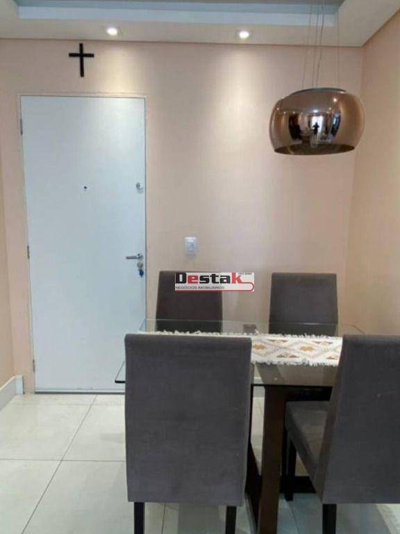 Apartamento à venda com 2 quartos, 50m² - Foto 3