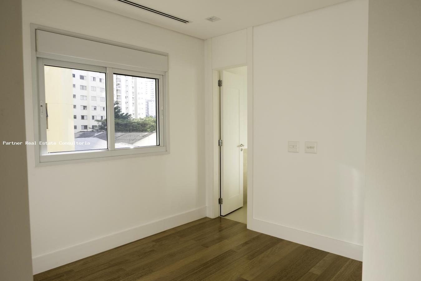 Apartamento para alugar com 4 quartos, 273m² - Foto 30