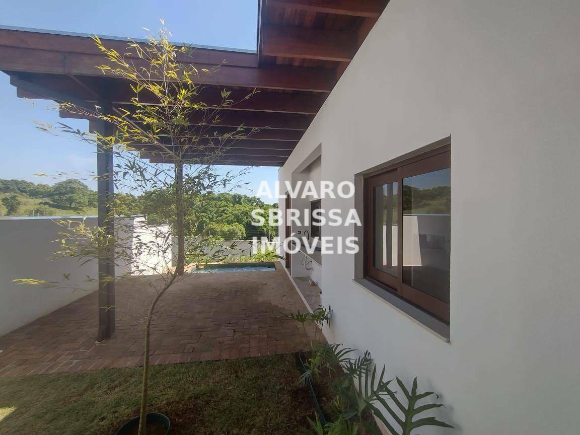 Casa de Condomínio à venda com 3 quartos, 218m² - Foto 28