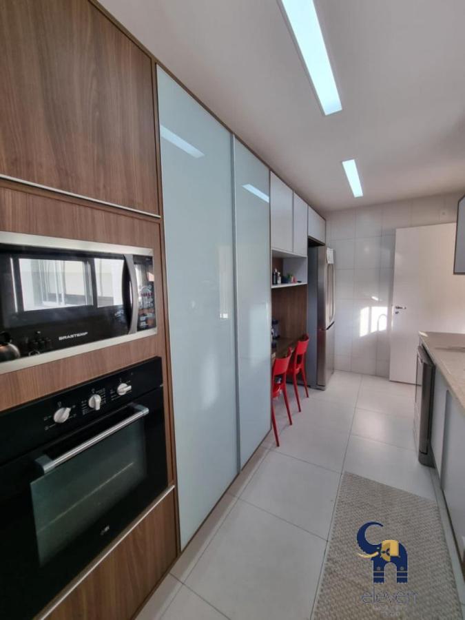 Apartamento à venda com 3 quartos, 188m² - Foto 29