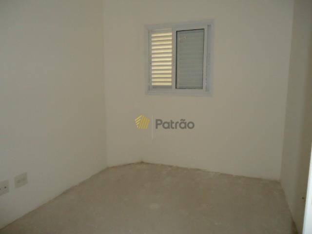 Apartamento à venda com 3 quartos, 107m² - Foto 14