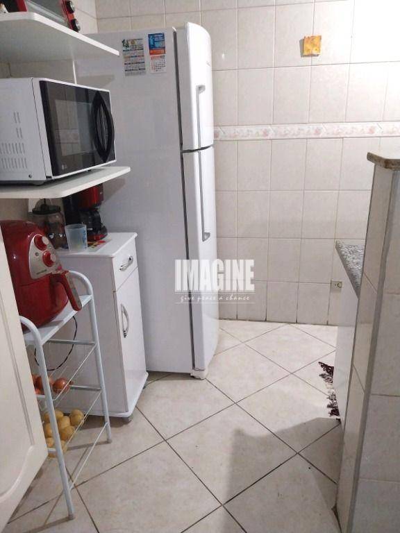 Sobrado à venda com 3 quartos, 224m² - Foto 7