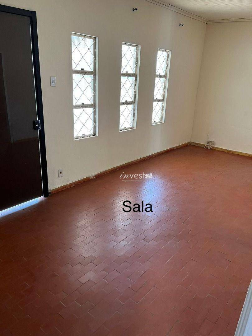 Casa à venda com 3 quartos, 75m² - Foto 5