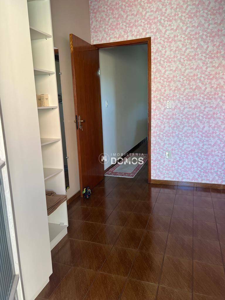 Casa à venda com 4 quartos, 158m² - Foto 37