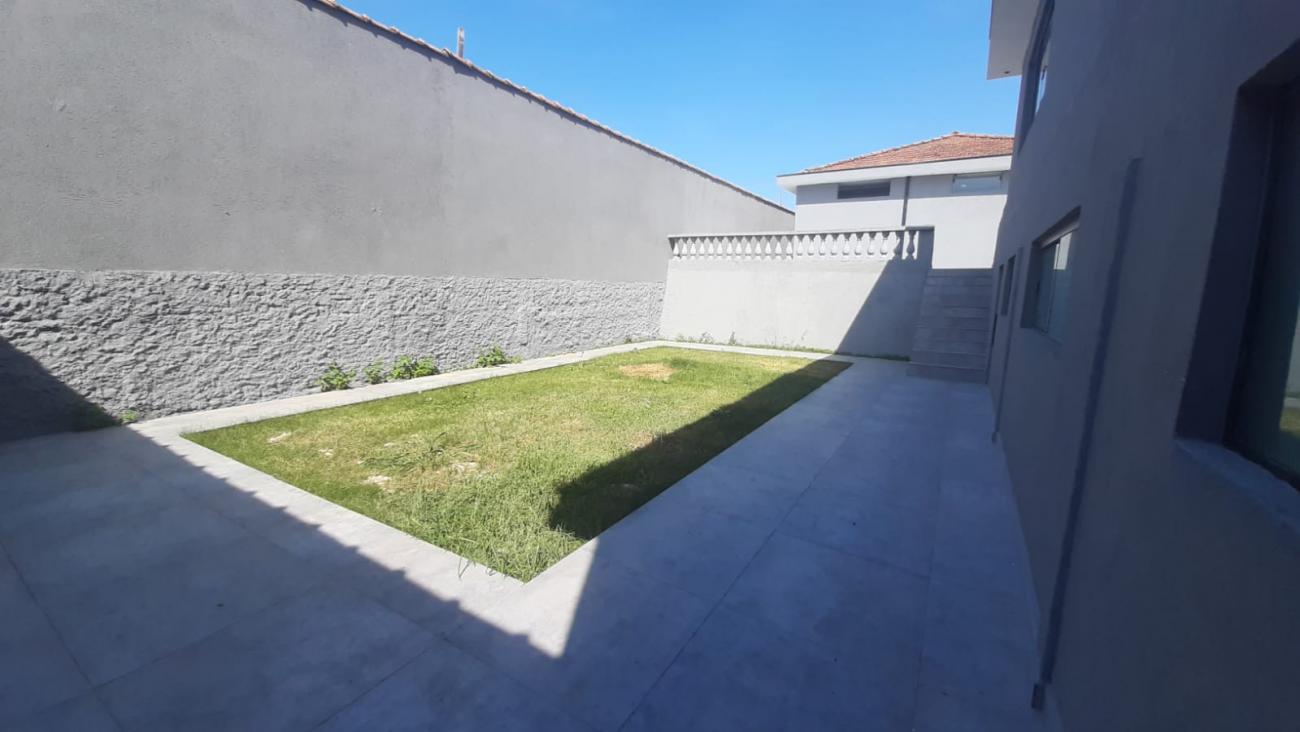 Casa à venda com 4 quartos, 307m² - Foto 8