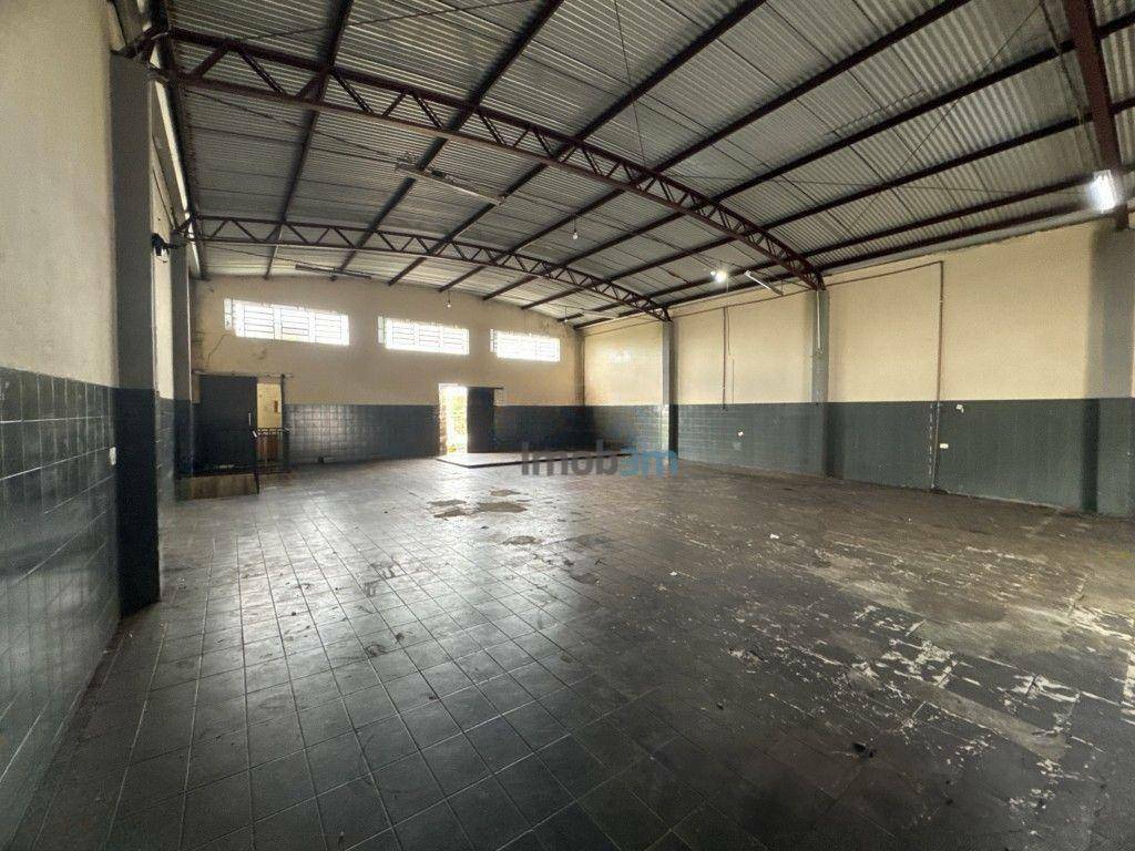 Depósito-Galpão-Armazém para alugar, 400m² - Foto 2