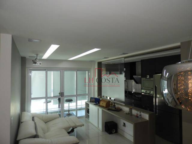 Apartamento à venda com 3 quartos, 100m² - Foto 4