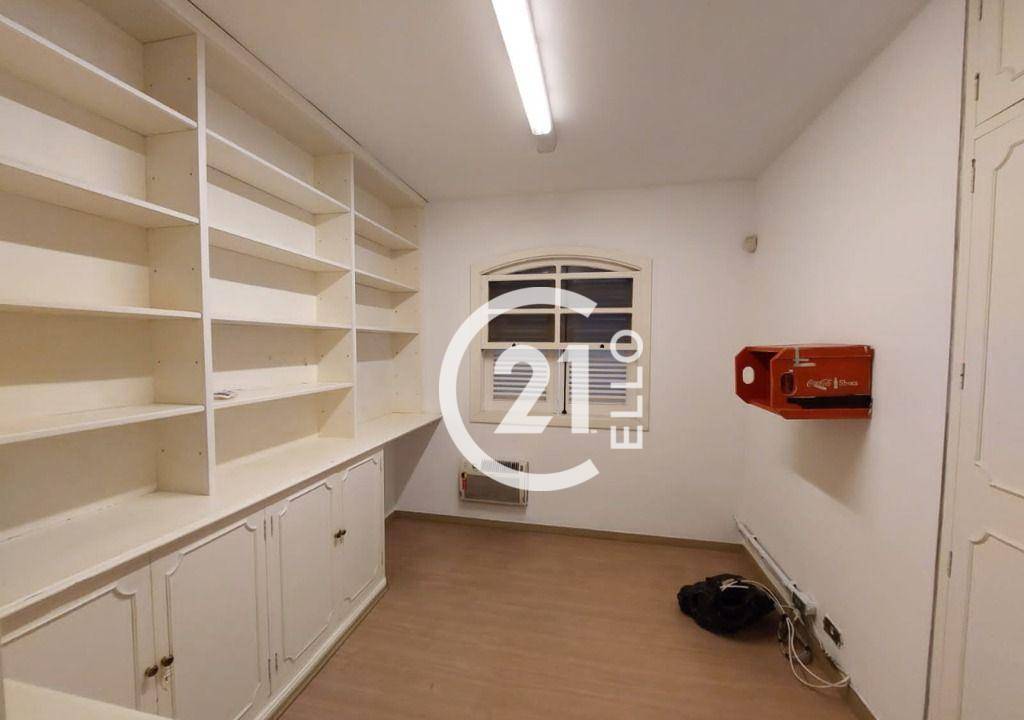 Casa de Condomínio para alugar com 3 quartos, 300m² - Foto 14