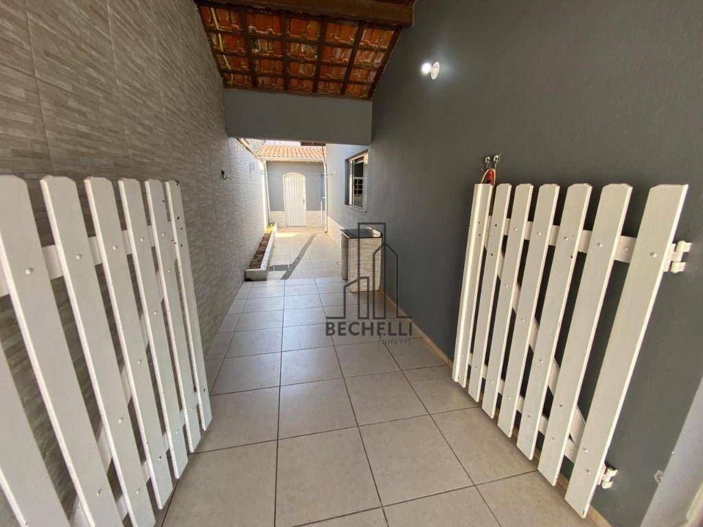 Casa à venda com 4 quartos, 170m² - Foto 11