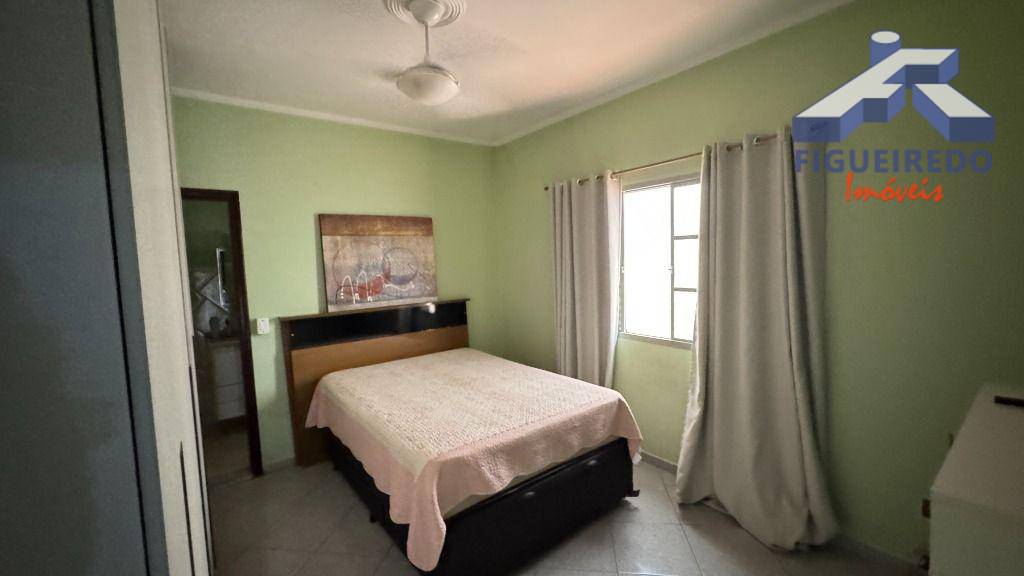 Casa à venda com 2 quartos, 97m² - Foto 14