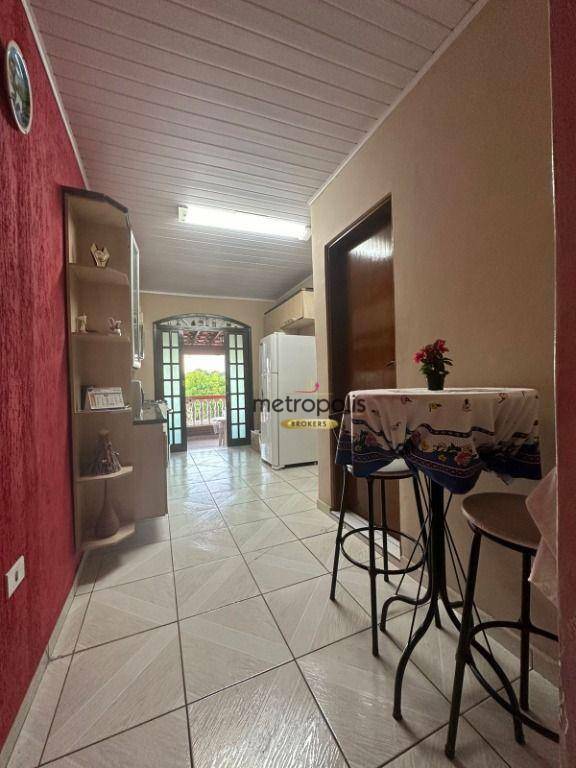 Casa à venda com 3 quartos, 196m² - Foto 9