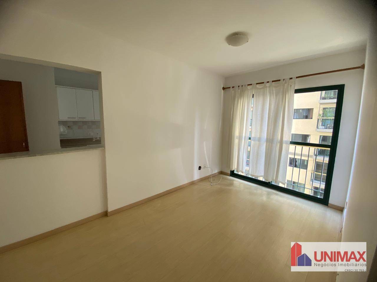 Apartamento para alugar com 2 quartos, 65m² - Foto 4