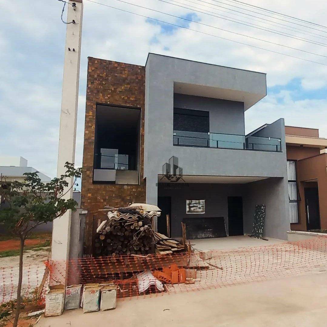 Sobrado à venda com 3 quartos, 188m² - Foto 1