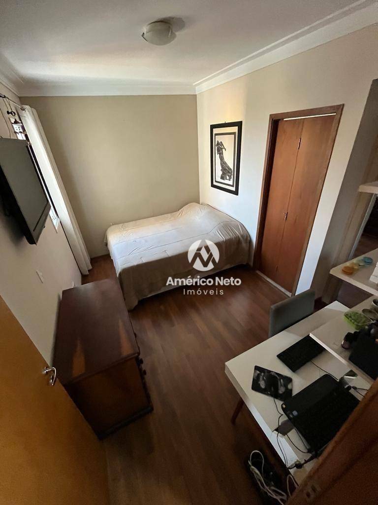 Apartamento para alugar com 3 quartos, 100m² - Foto 6