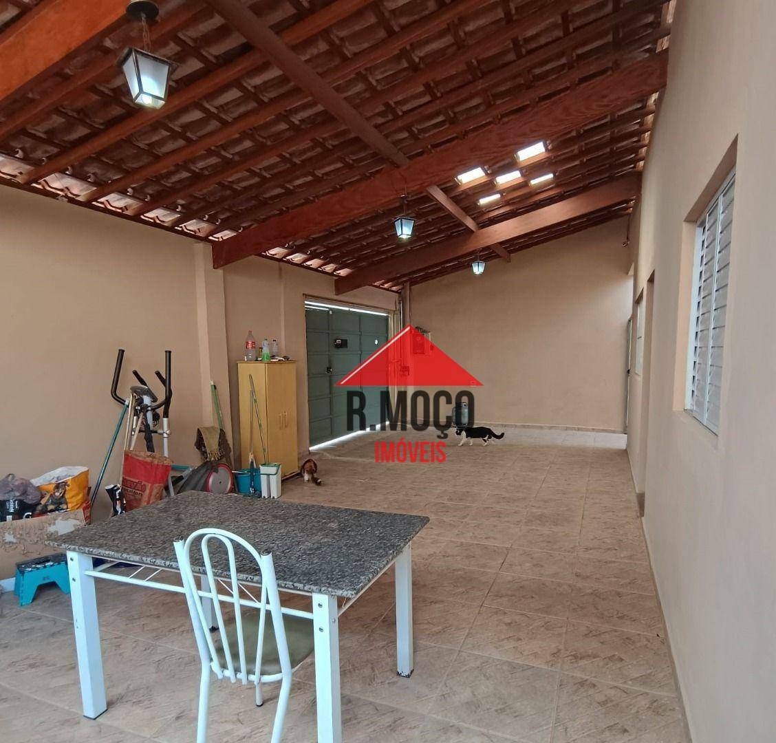 Casa à venda com 3 quartos, 150m² - Foto 22