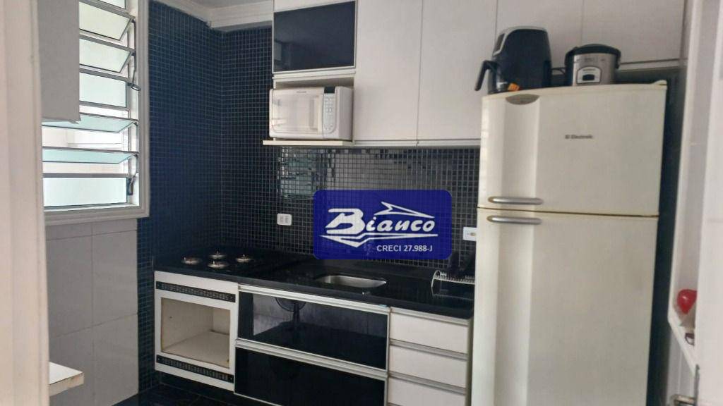 Apartamento à venda com 2 quartos, 55m² - Foto 16