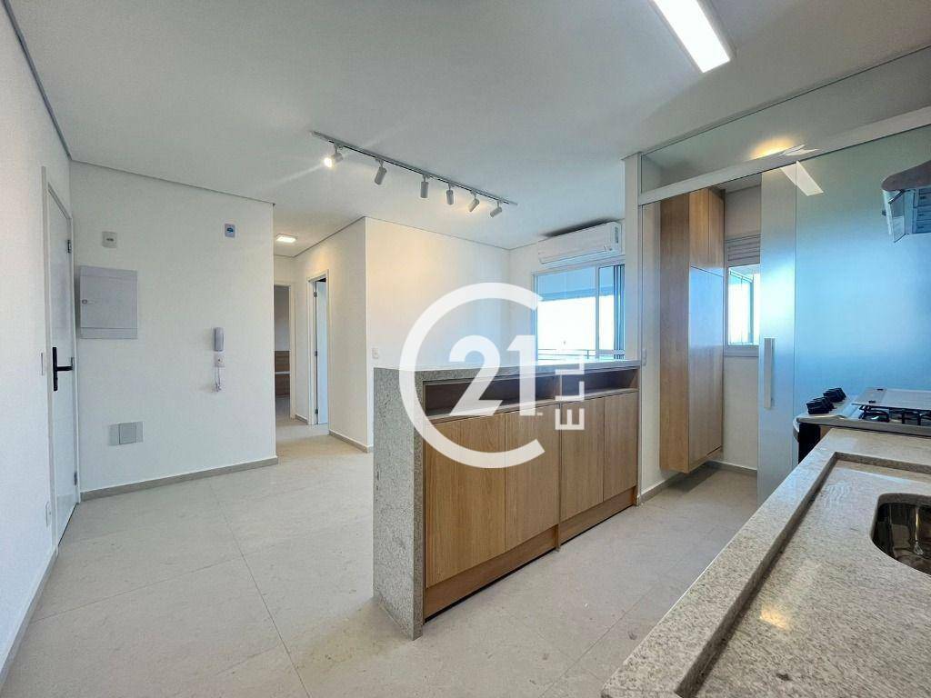 Apartamento para alugar com 2 quartos, 64m² - Foto 6