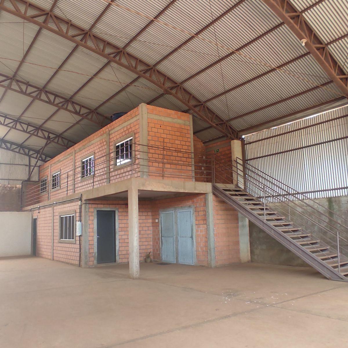 Depósito-Galpão-Armazém para alugar, 1440m² - Foto 3