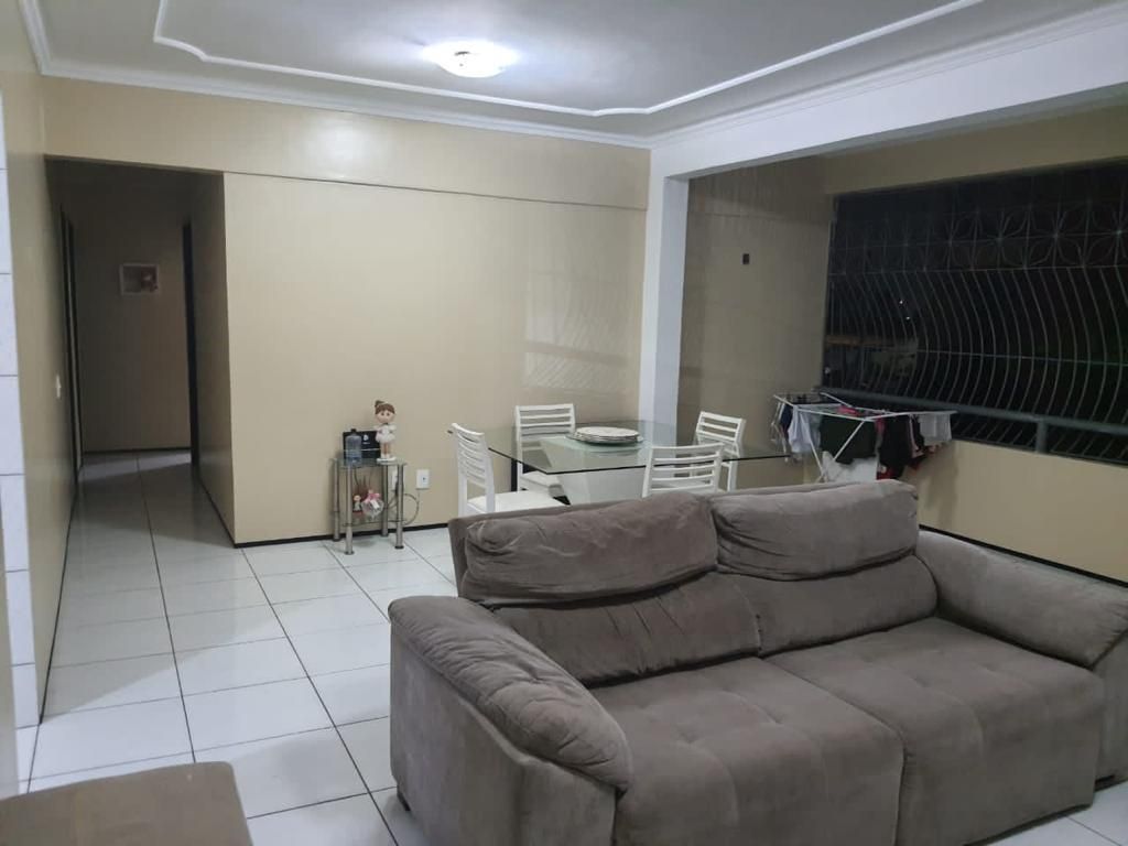 Apartamento à venda com 3 quartos, 93m² - Foto 1