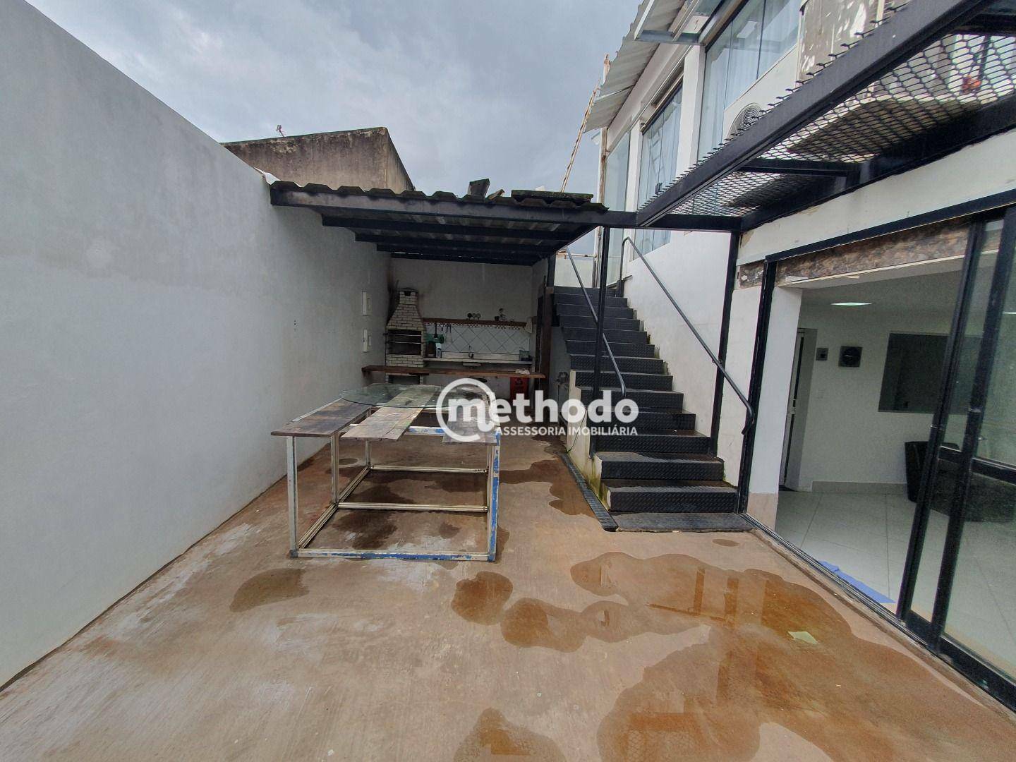 Casa à venda e aluguel com 1 quarto, 300m² - Foto 12