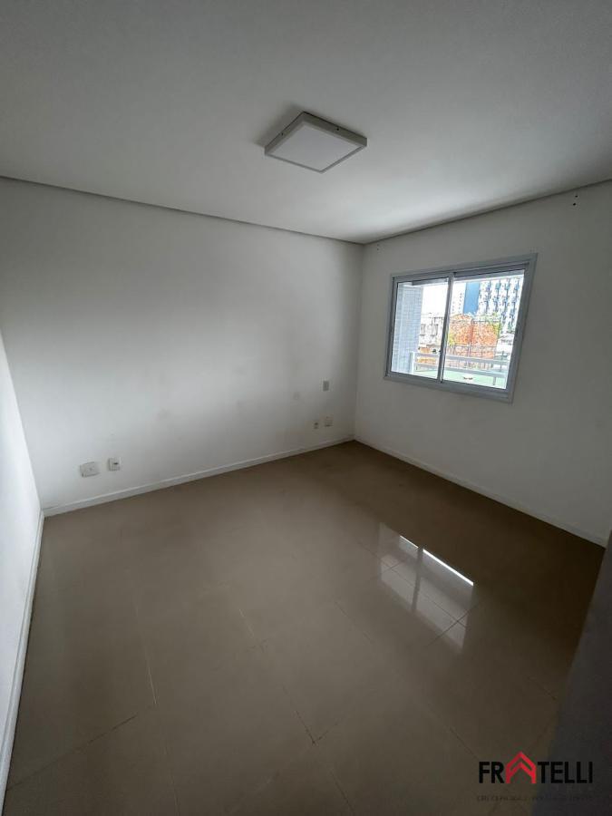 Apartamento à venda com 3 quartos - Foto 3