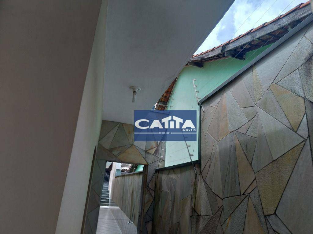 Casa à venda e aluguel com 3 quartos, 200m² - Foto 32