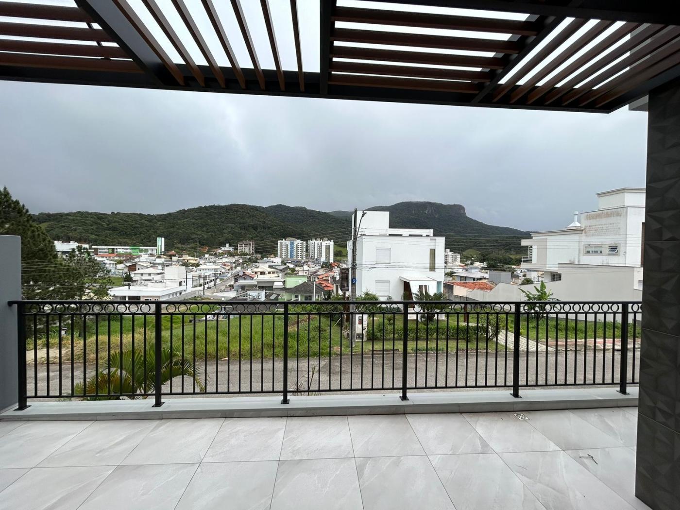 Casa, 3 quartos, 208 m² - Foto 3