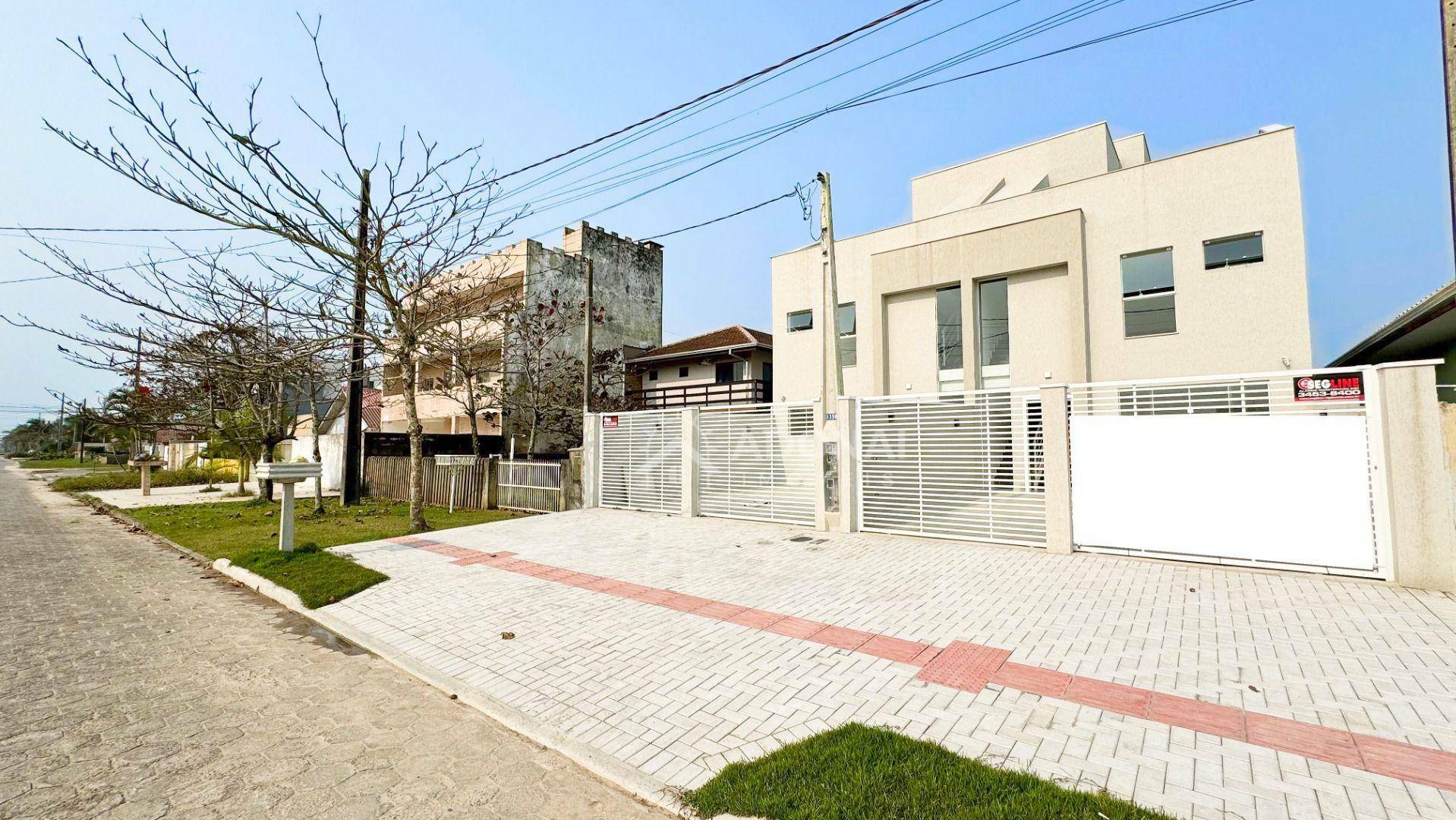 Sobrado à venda com 4 quartos, 200m² - Foto 4