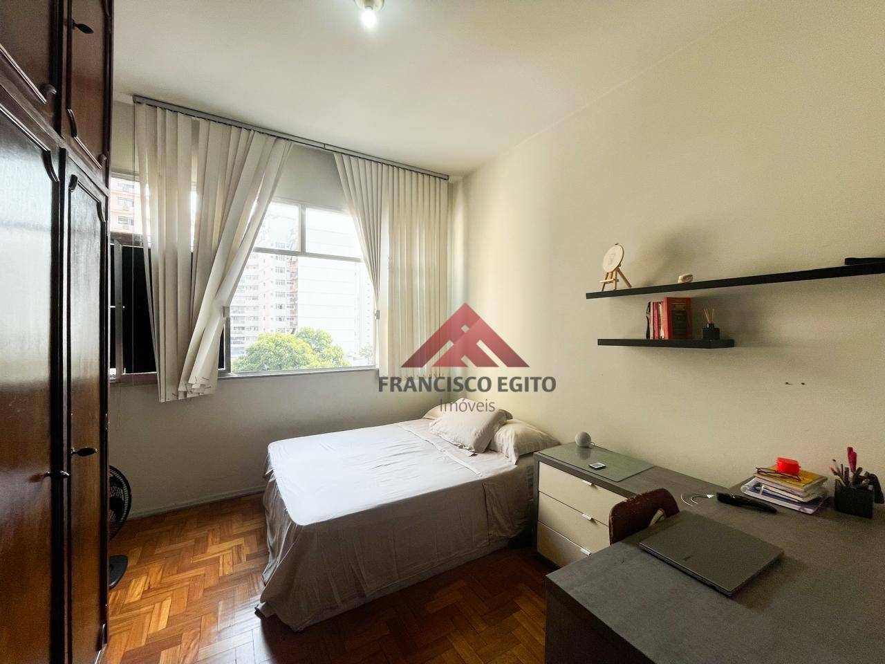 Apartamento à venda com 2 quartos, 85m² - Foto 4