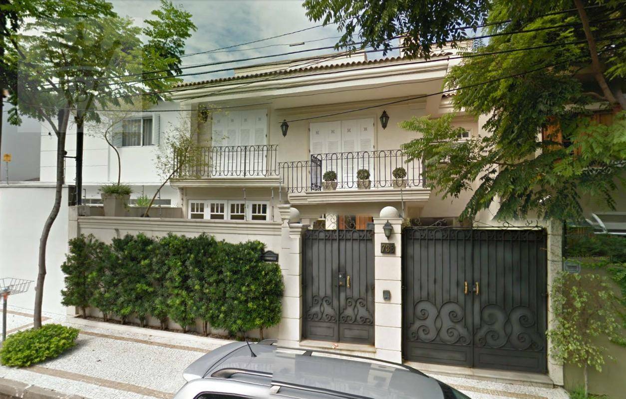 Casa à venda com 4 quartos, 379m² - Foto 1