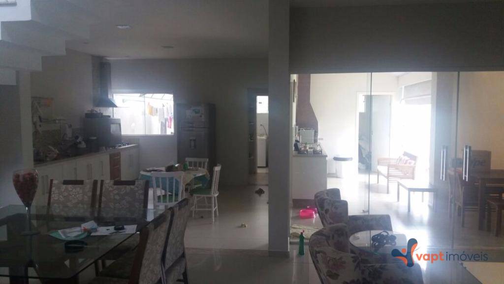 Sobrado à venda com 4 quartos, 248m² - Foto 6